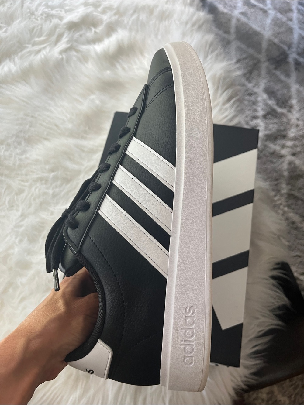 adidas Men’s Black & White Low-Top Sneakers - Picture 5 of 8